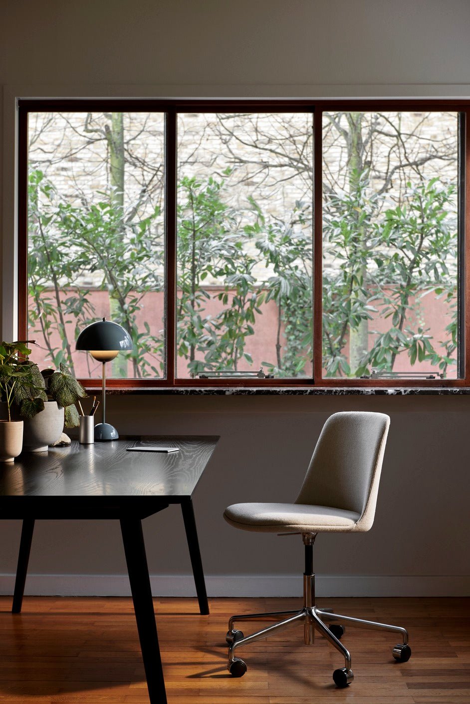 &Tradition · Flowerpot Table Lamp VP3 · Stone Blue | socius design in Rochester, MN