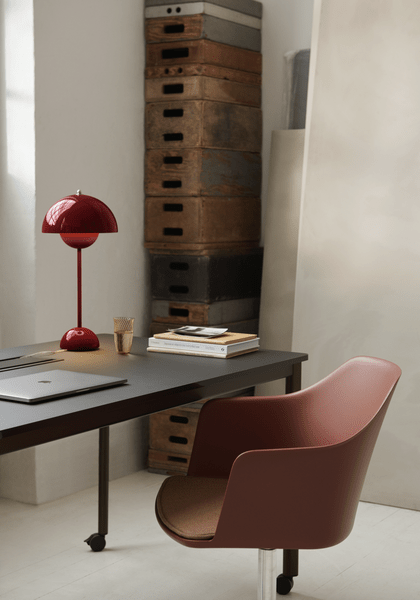 &Tradition · Flowerpot Table Lamp VP3 · Vermillion Red | socius design in Rochester, MN